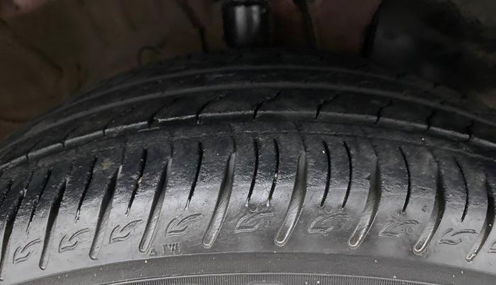 2019 Hyundai VENUE SX PLUS 1.0 TURBO DCT, Petrol, Automatic, 36,759 km, Right Front Tyre Tread