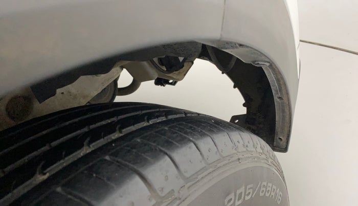 2016 Hyundai Creta SX PLUS 1.6 PETROL, Petrol, Manual, 94,823 km, Right fender - Lining loose