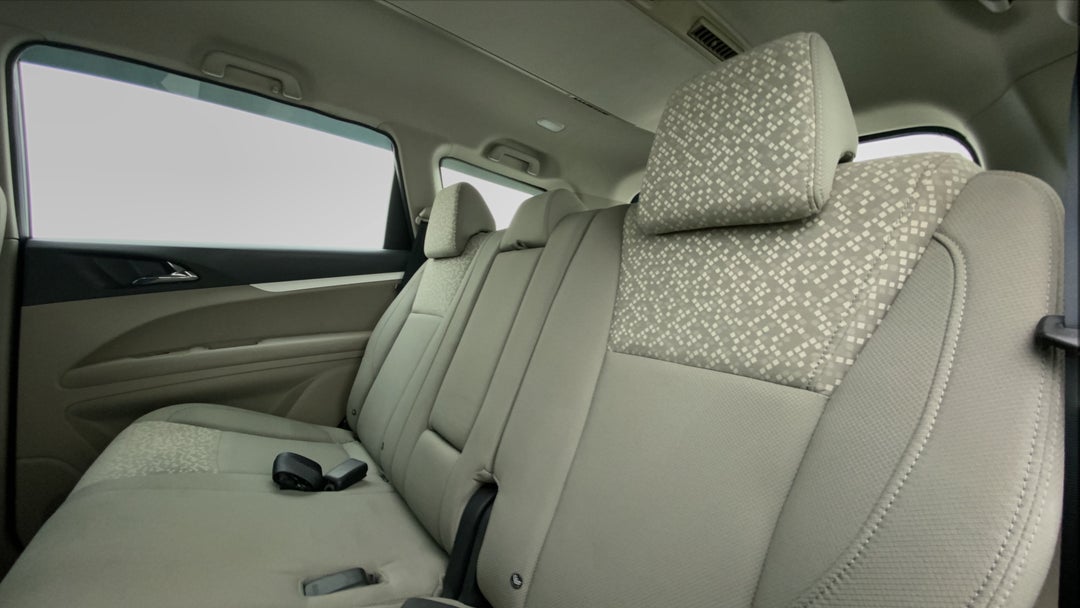 Right Side Rear Door Cabin