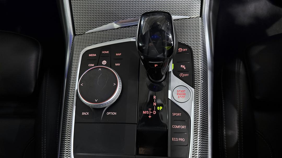 2021 BMW 3 20i M Sport, Automatic, 63676 km, Gear Lever 