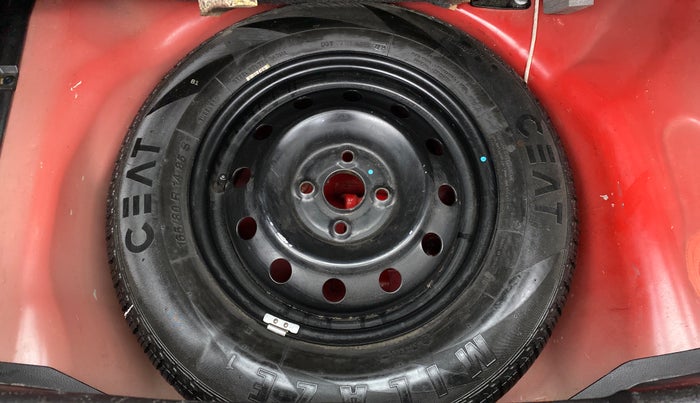 2015 Maruti Swift VXI D, Petrol, Manual, 44,907 km, Spare Tyre