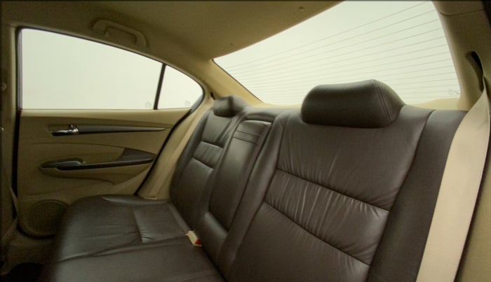 2013 Honda City 1.5L I-VTEC V MT, Petrol, Manual, 31,896 km, Right Side Rear Door Cabin
