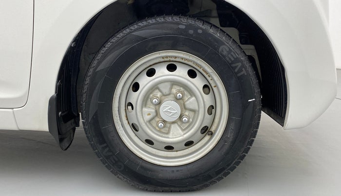 2016 Hyundai Eon ERA PLUS, Petrol, Manual, 30,930 km, Right Front Wheel