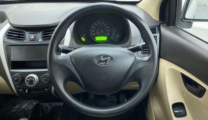 2016 Hyundai Eon ERA PLUS, Petrol, Manual, 30,930 km, Steering Wheel Close Up