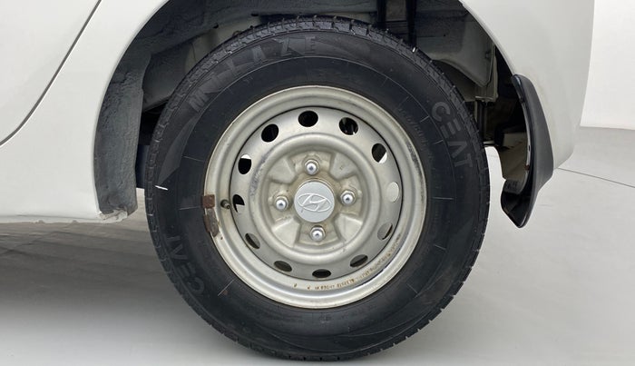2016 Hyundai Eon ERA PLUS, Petrol, Manual, 30,930 km, Left Rear Wheel