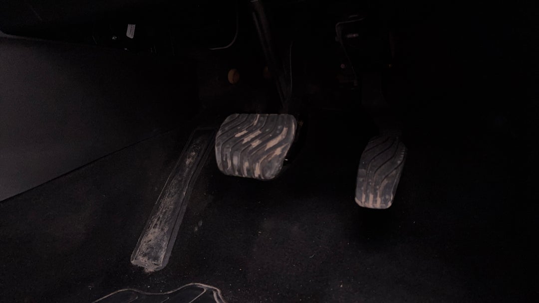 2023 Renault Arkana Zen, Automatic, 64977 km, Pedals and Footmat