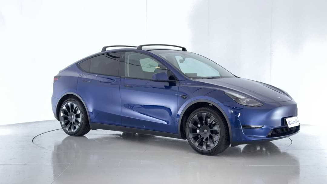 2024 Tesla Model Y Rear-wheel Drive, Automatic, 58309 km, Right Front Diagonal (45- Degree) View