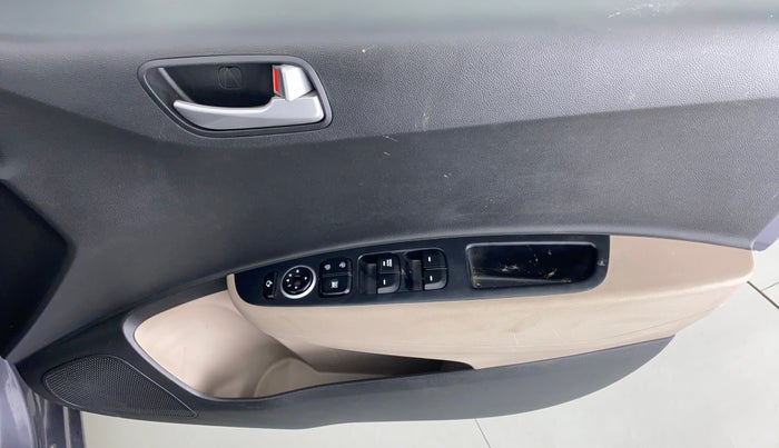 2016 Hyundai Grand i10 1.2 ASTA (O) AT, Petrol, Automatic, 43,276 km, Driver Side Door Panels Control