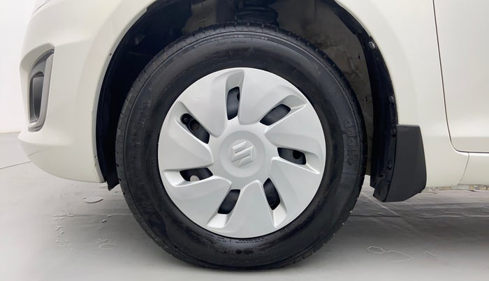 2015 Maruti Swift VDI ABS, Diesel, Manual, 82,485 km, Left Front Wheel