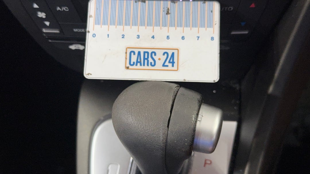 Gear Lever Knob Wear