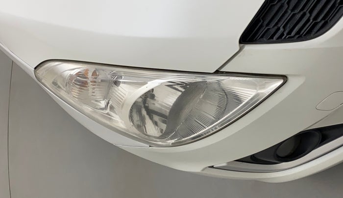 2017 Maruti Swift VXI, Petrol, Manual, 1,17,276 km, Right headlight - Faded