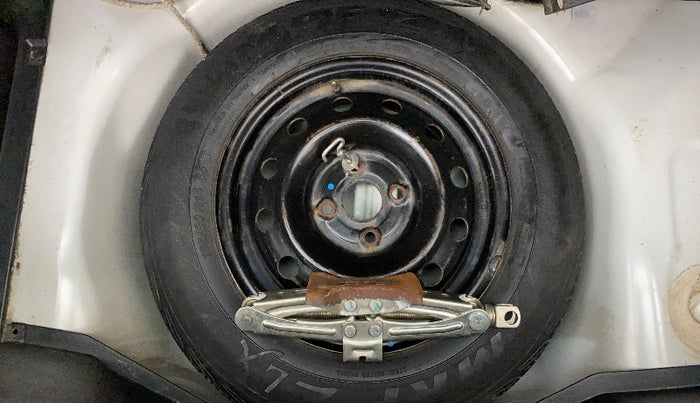 2017 Maruti Swift VXI, Petrol, Manual, 1,17,276 km, Spare Tyre