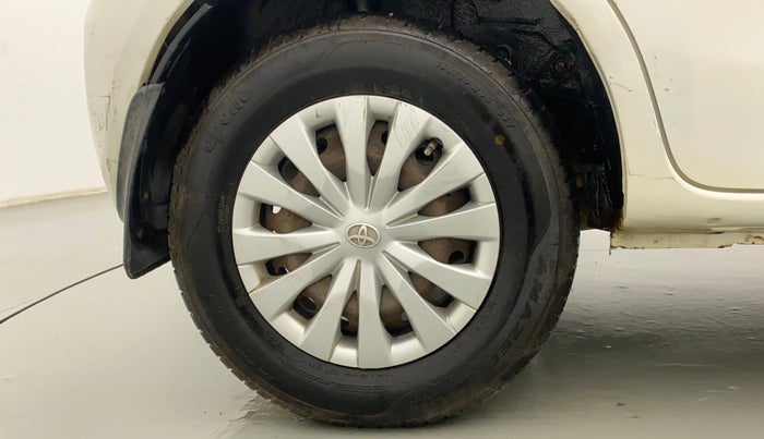2012 Toyota Etios Liva G, CNG, Manual, 91,562 km, Right Rear Wheel