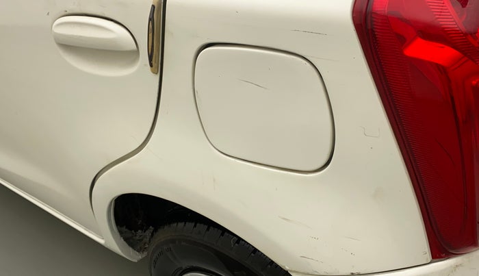 2012 Toyota Etios Liva G, CNG, Manual, 91,562 km, Left quarter panel - Minor scratches
