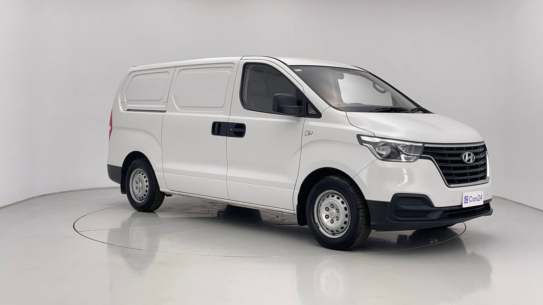 2021 Hyundai Iload 3s Liftback, Automatic, 44668 km, Right Front Diagonal (45- Degree) View