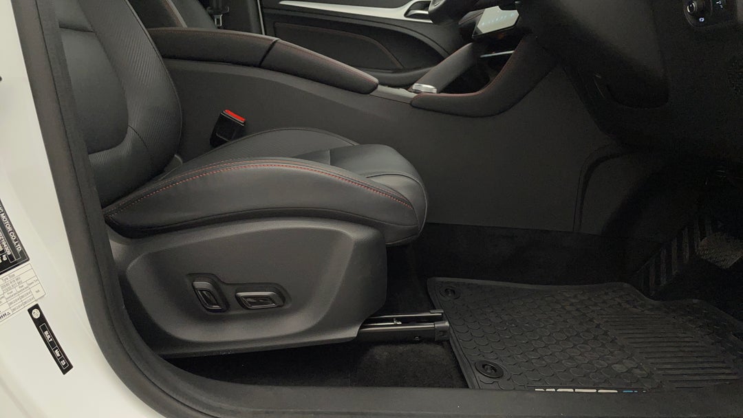 Drivers Side Adjustment Panel