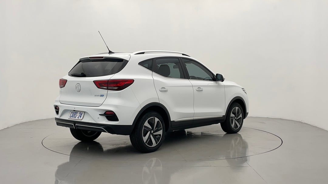 Right Back Diagonal (45- Degree) View