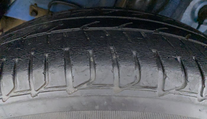 2017 Hyundai Elite i20 SPORTZ 1.2, Petrol, Manual, 31,359 km, Left Front Tyre Tread