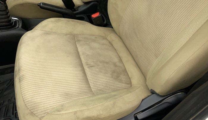 2019 Honda Amaze 1.2L I-VTEC E, Petrol, Manual, 29,588 km, Front left seat (passenger seat) - Cover slightly stained