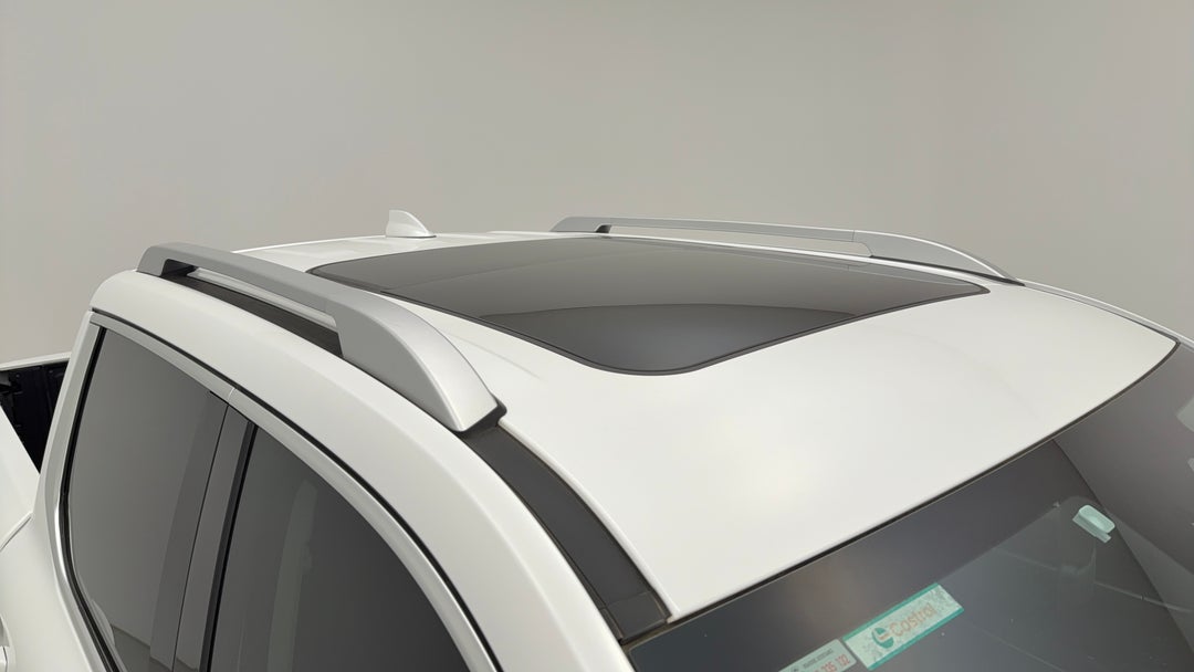 2024 GWM Cannon Alpha Ultra (4x4), Automatic, 43218 km, Roof/Sunroof View