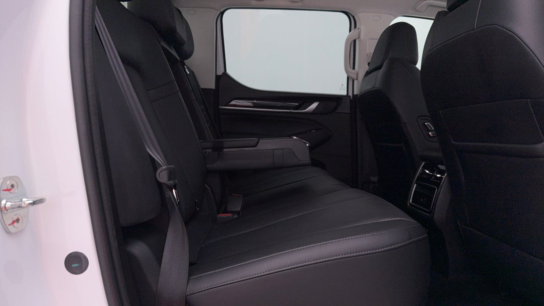 2024 GWM Cannon Alpha Ultra (4x4), Automatic, 43218 km, Right Side Rear Door Cabin View