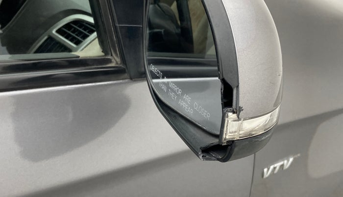 2012 Hyundai i20 SPORTZ 1.2, Petrol, Manual, 92,054 km, Right rear-view mirror - Cover has minor damage