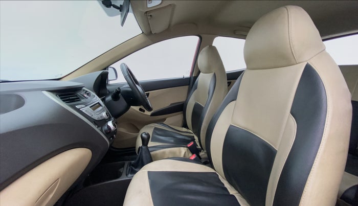 2017 Hyundai Eon MAGNA PLUS, Petrol, Manual, Right Side Front Door Cabin