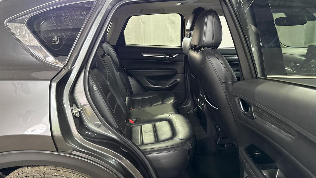 2020 Mazda CX-5 Gt (4x4), Automatic, 68416 km, Right Side Rear Door Cabin View