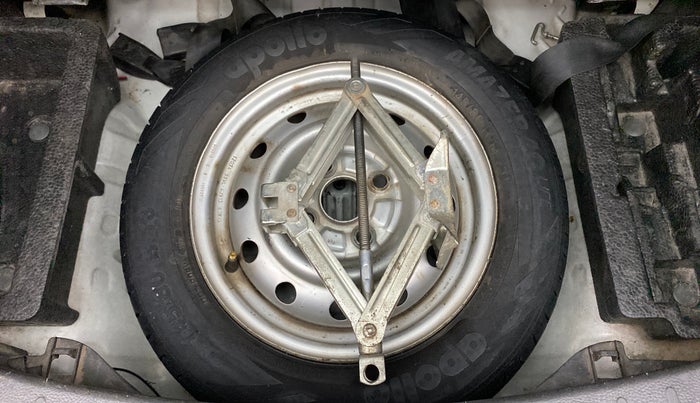 2012 Maruti Wagon R 1.0 LXI, Petrol, Manual, 72,470 km, Dicky (Boot door) - Tool missing