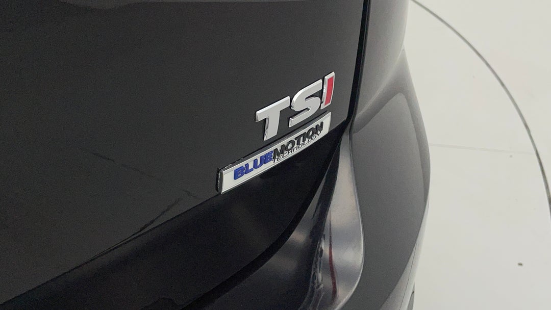 Badge (Boot Right Side)