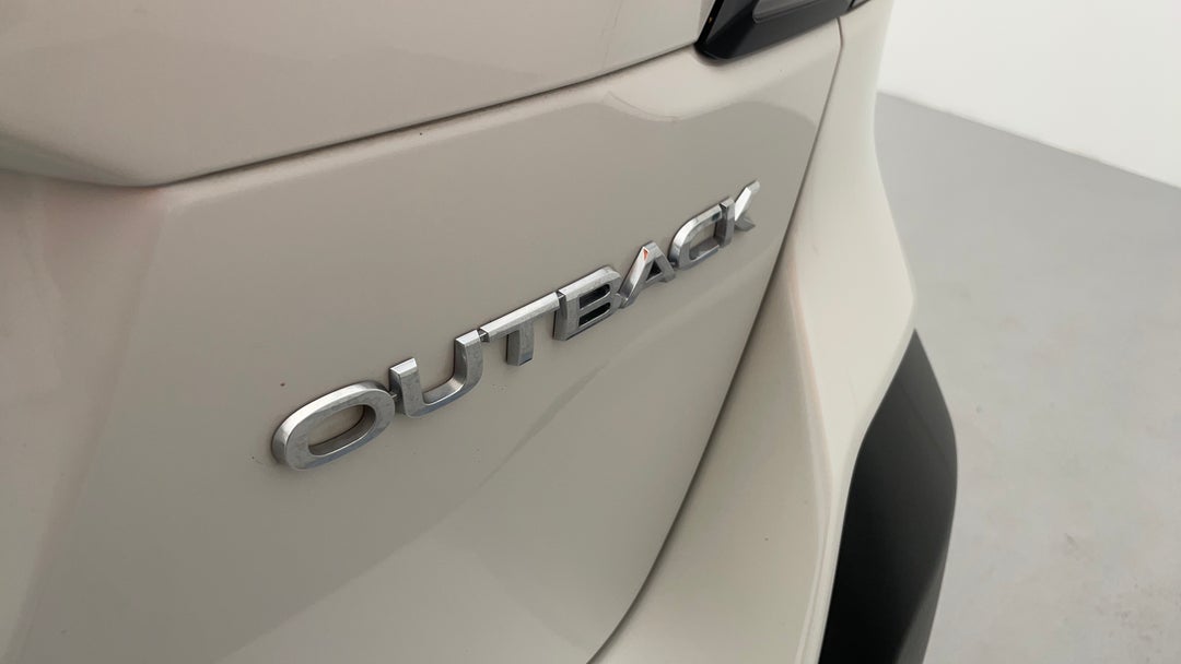 2023 Subaru Outback Awd, Automatic, 37867 km, Badge (Boot Right Side)