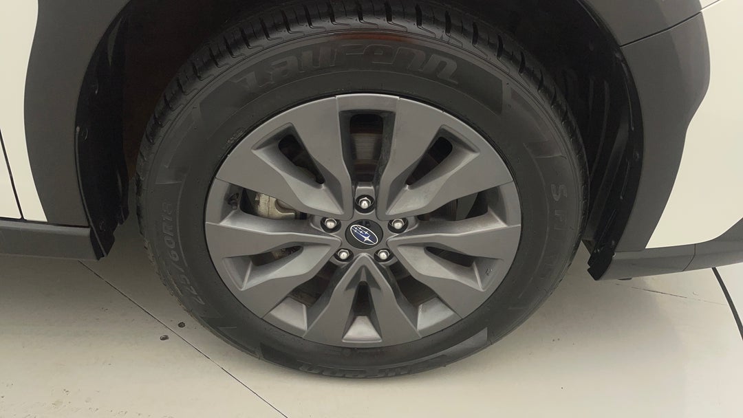 2023 Subaru Outback Awd, Automatic, 37867 km, Right Front Wheel