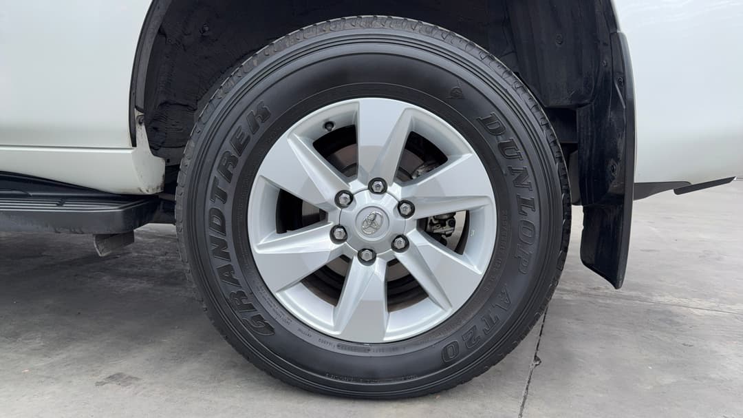 2023 Toyota Landcruiser Prado Gxl, Automatic, 48596 km, Left Rear Wheel