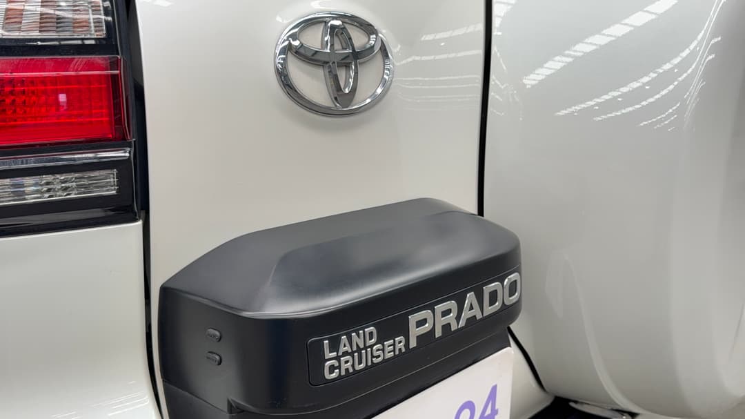 2023 Toyota Landcruiser Prado Gxl, Automatic, 48596 km, Badge (Boot Left Side)