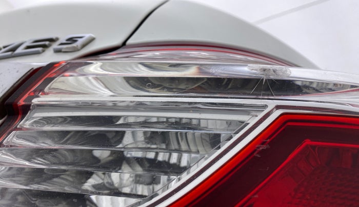 2017 Honda Amaze 1.5 SMT O I DTEC, Diesel, Manual, 62,386 km, Right tail light - Minor damage