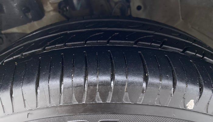 2017 Honda Amaze 1.5 SMT O I DTEC, Diesel, Manual, 62,386 km, Left Front Tyre Tread