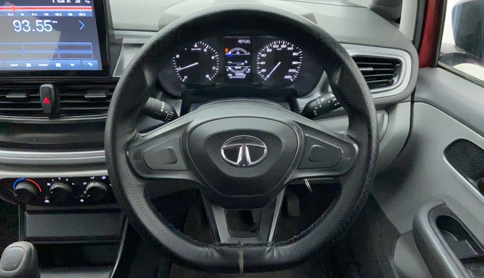2021 Tata ALTROZ XE 1.2, Petrol, Manual, 42,443 km, Steering Wheel Close Up