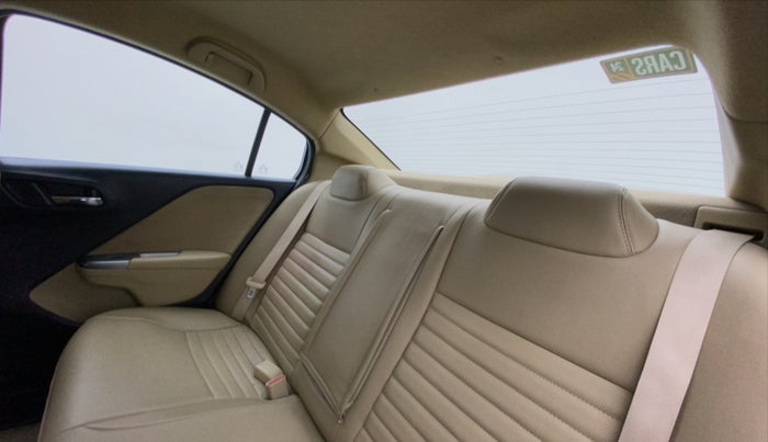2014 Honda City 1.5L I-VTEC V MT, Petrol, Manual, 97,993 km, Right Side Rear Door Cabin