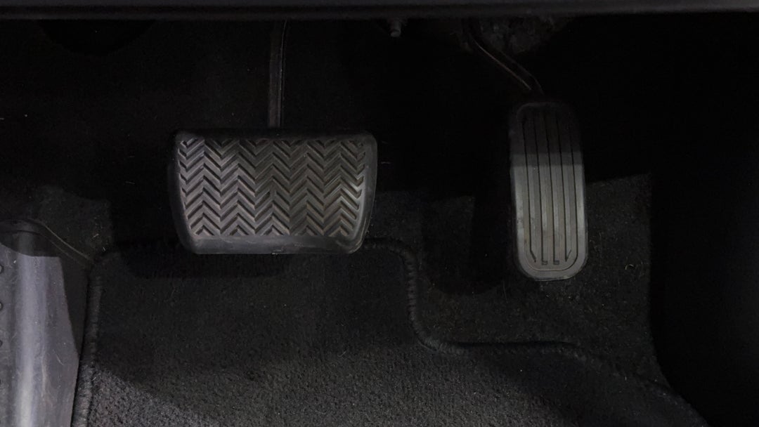 Pedals and Footmat