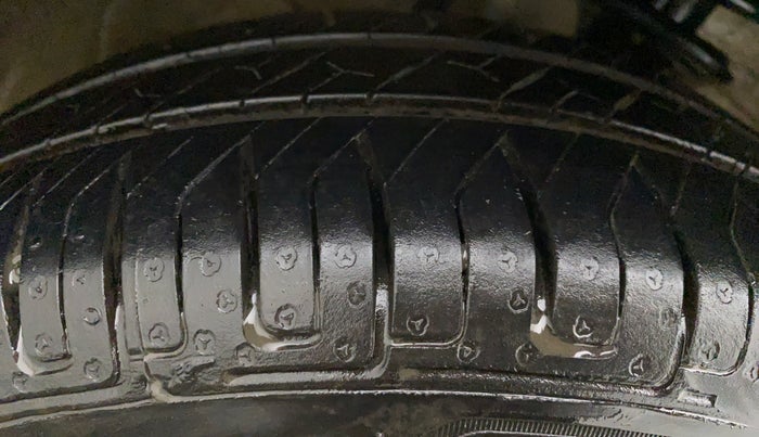 2011 Maruti Alto K10 LXI, Petrol, Manual, 47,287 km, Right Rear Tyre Tread