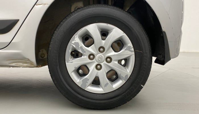 2016 Hyundai Elite i20 SPORTZ 1.2, Petrol, Manual, 21,398 km, Left Rear Wheel