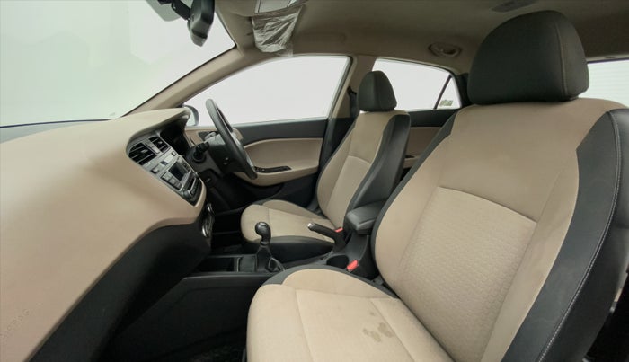 2016 Hyundai Elite i20 SPORTZ 1.2, Petrol, Manual, 21,398 km, Right Side Front Door Cabin