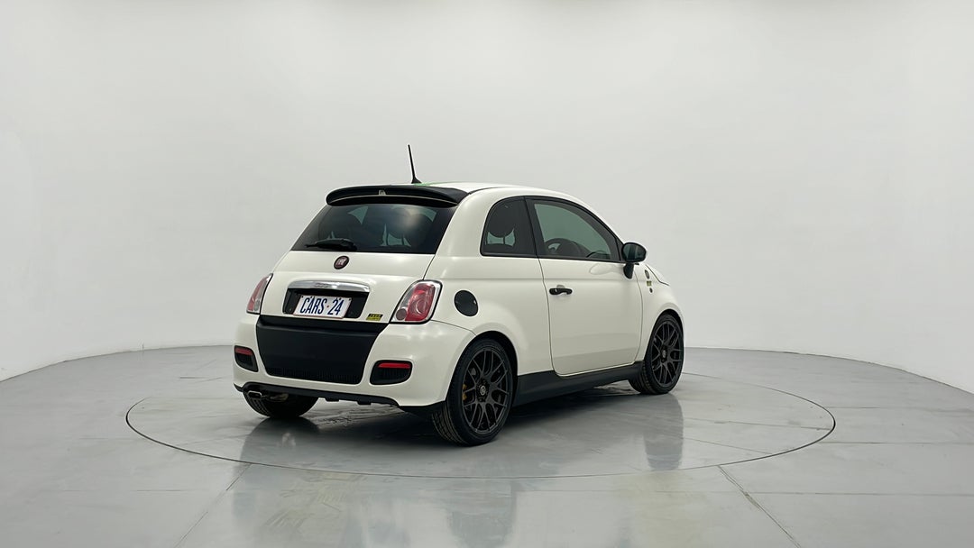 Right Back Diagonal (45- Degree) View