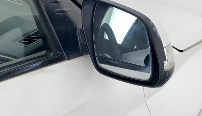 2019 Hyundai VENUE 1.4 CRDI MT SX, Diesel, Manual, 88,515 km, Right rear-view mirror - Mirror motor not working