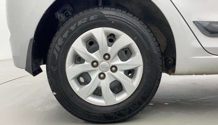2017 Hyundai Elite i20 MAGNA 1.2, Petrol, Manual, 43,772 km, Right Rear Wheel