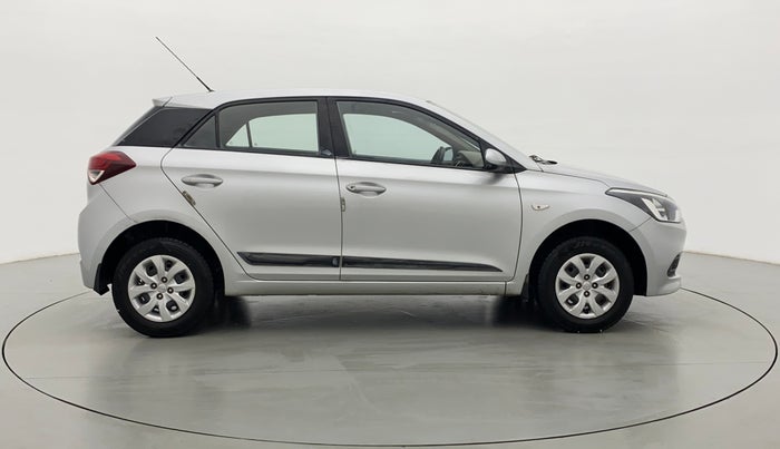 2017 Hyundai Elite i20 MAGNA 1.2, Petrol, Manual, 43,772 km, Right Side View