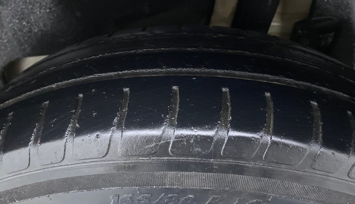 2018 Maruti Dzire VDI, Diesel, Manual, 62,144 km, Left Rear Tyre Tread