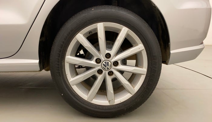 2018 Volkswagen Ameo HIGHLINE PLUS 1.5L AT 16 ALLOY, Diesel, Automatic, 72,662 km, Left Rear Wheel