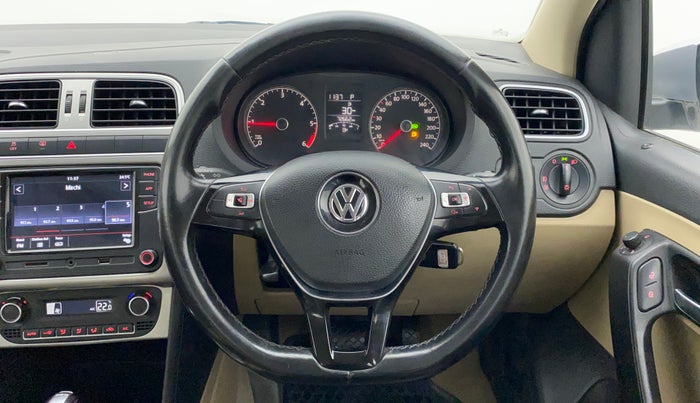 2018 Volkswagen Ameo HIGHLINE PLUS 1.5L AT 16 ALLOY, Diesel, Automatic, 72,662 km, Steering Wheel Close Up