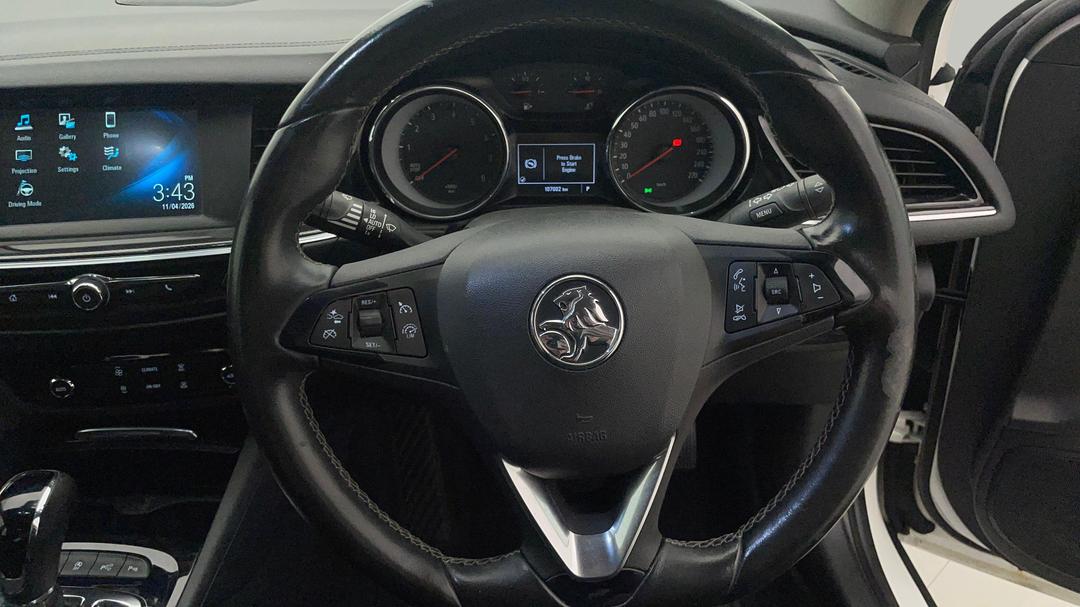 2018 Holden Commodore Rs, Automatic, 107002 km, Steering Wheel Close-up